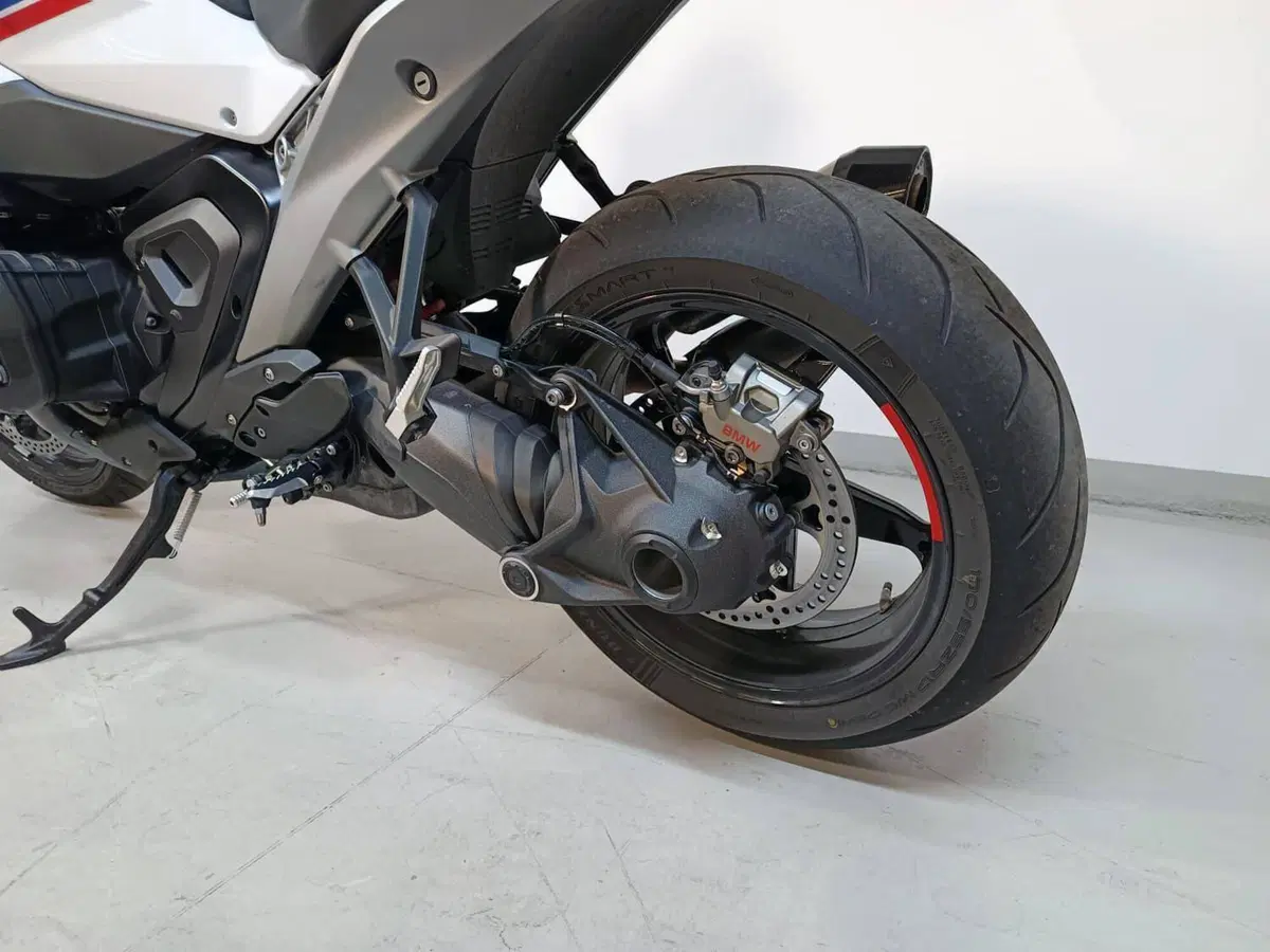 Bmw R 1300 RS (2026) (11)