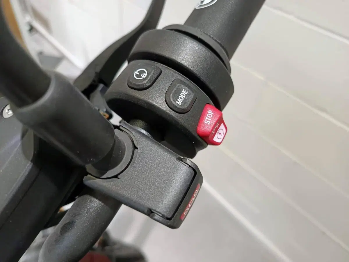 Bmw R 12 (2024 - 26) (8)