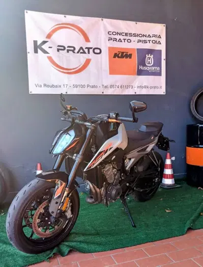 KTM 790 Duke L (2023 - 24) usata