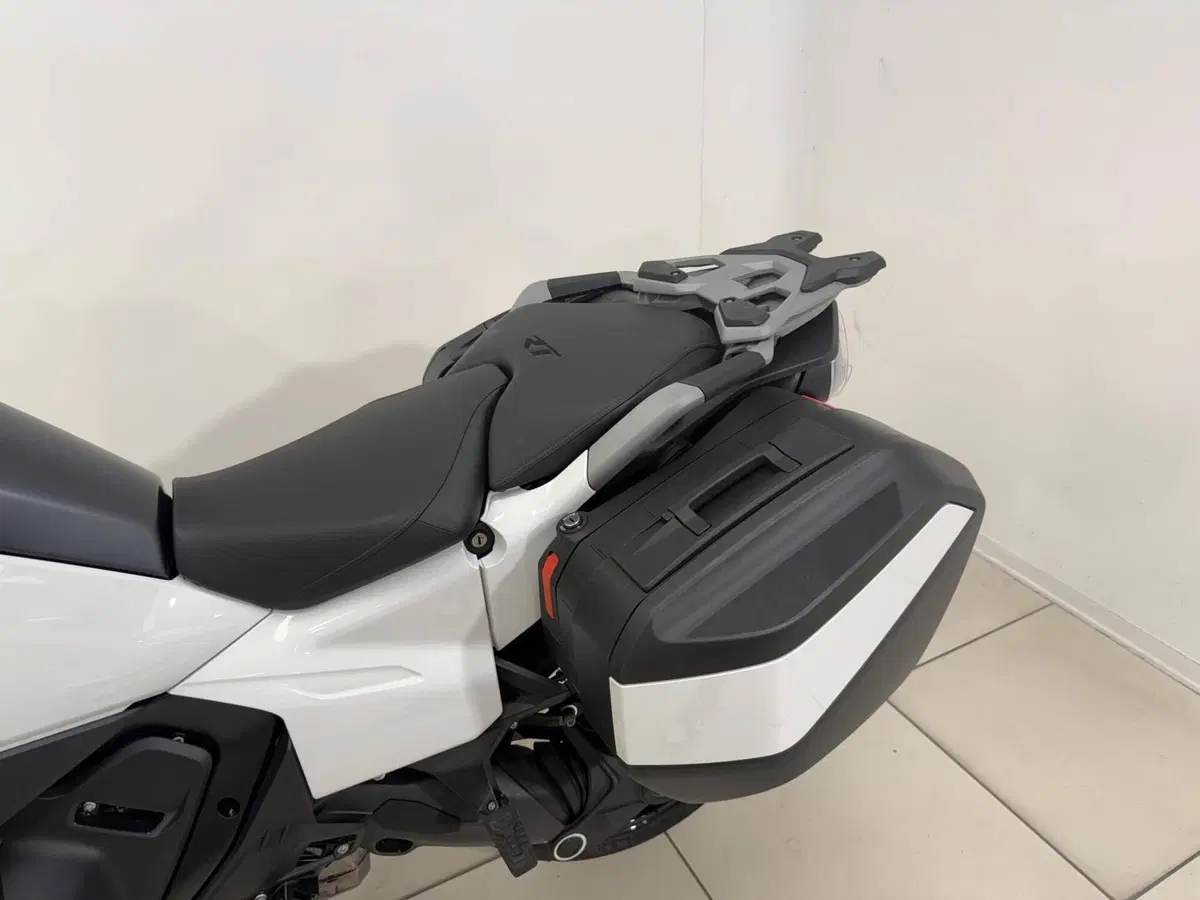Bmw R 1300 RT (2026) (9)