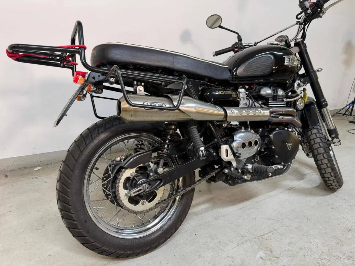Triumph Scrambler (2006 - 17) (9)