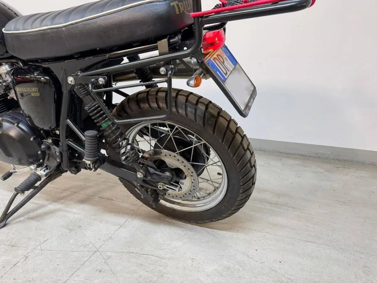 Triumph Scrambler (2006 - 17) (14)