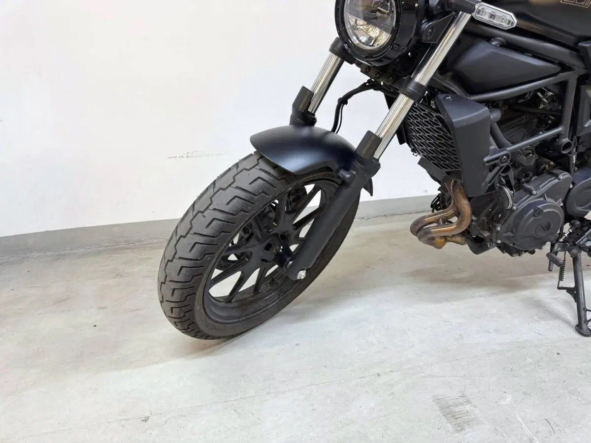 Kawasaki Eliminator 500 SE (2024 - 26) (9)