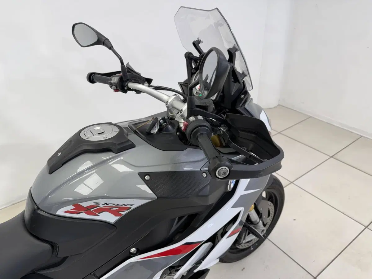 Bmw S 1000 XR (2015 - 16) (8)