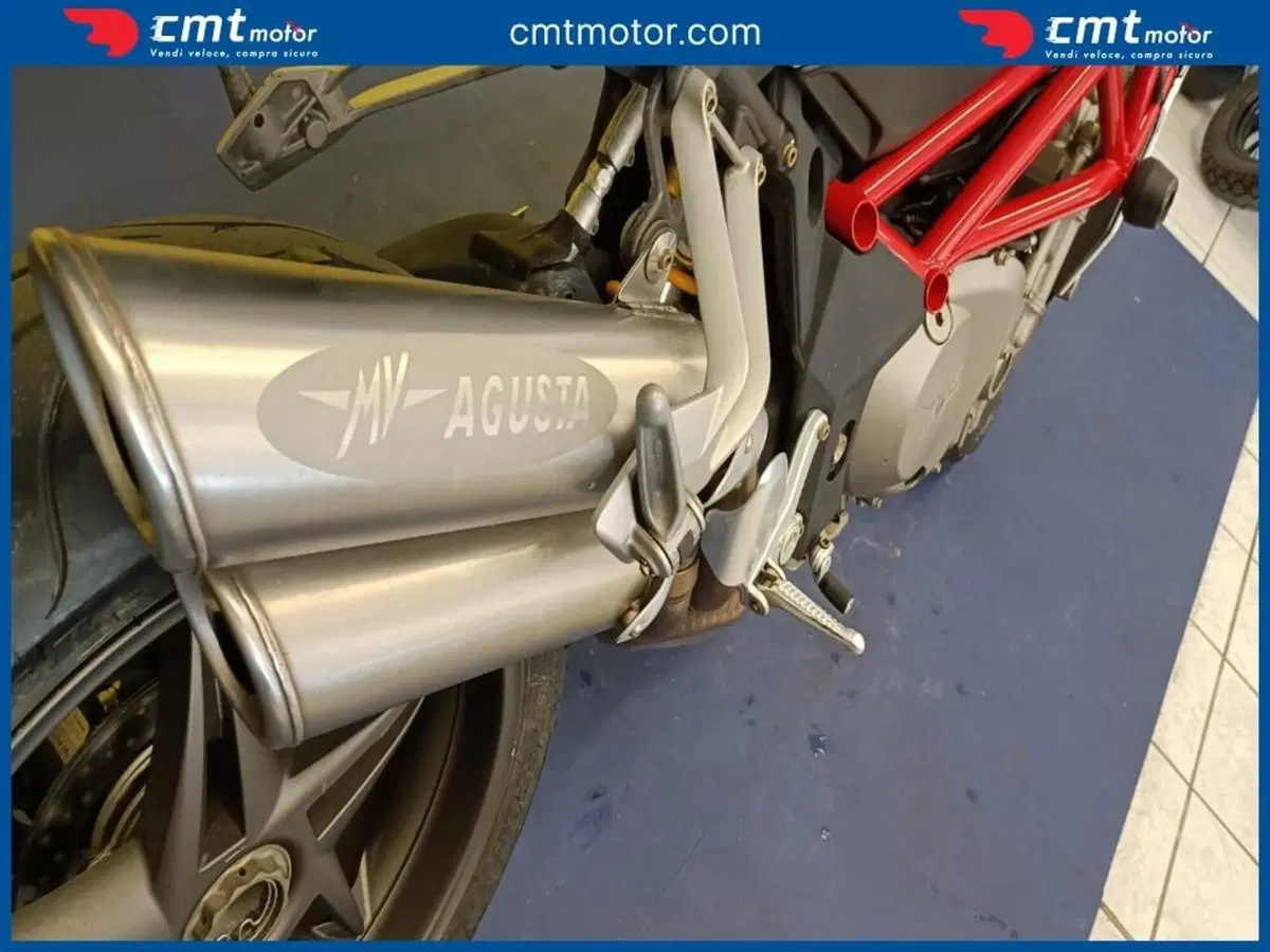MV Agusta Brutale 910 S (2005 - 11) (7)