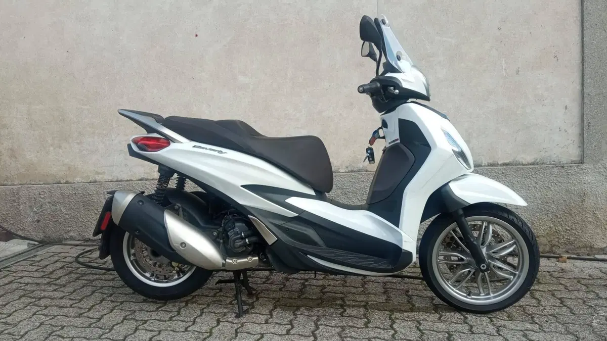 Piaggio Beverly 300 i.e. ABS-ASR (2016 - 20)