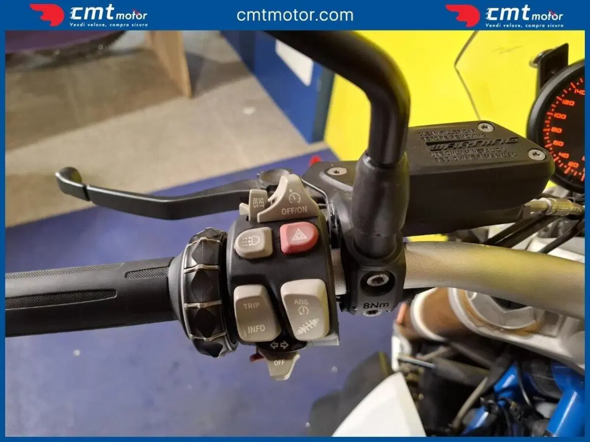 Bmw R 1200 R (2017 - 18) (9)