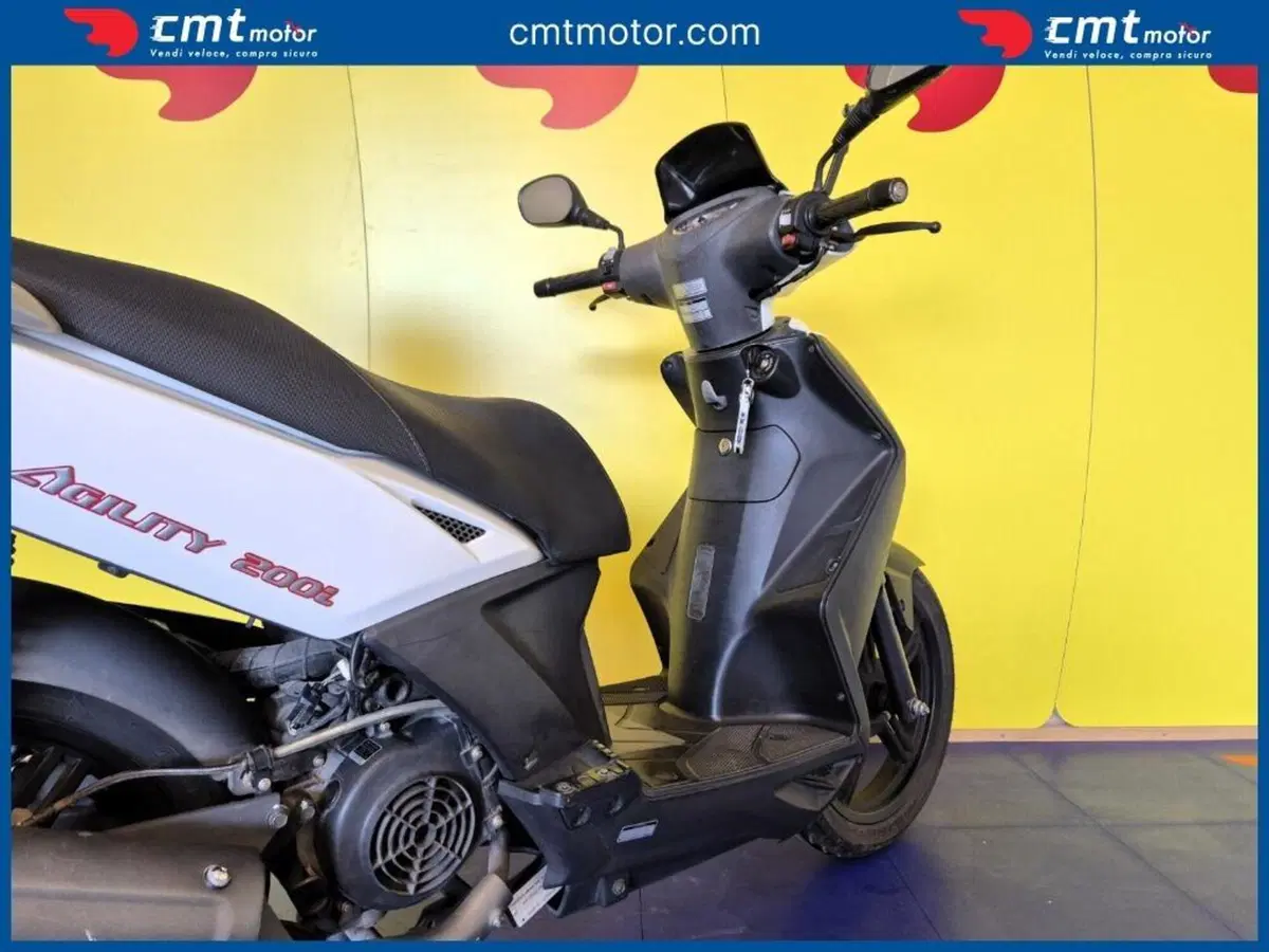 Kymco Agility 200i R16 (2008 - 16) (6)