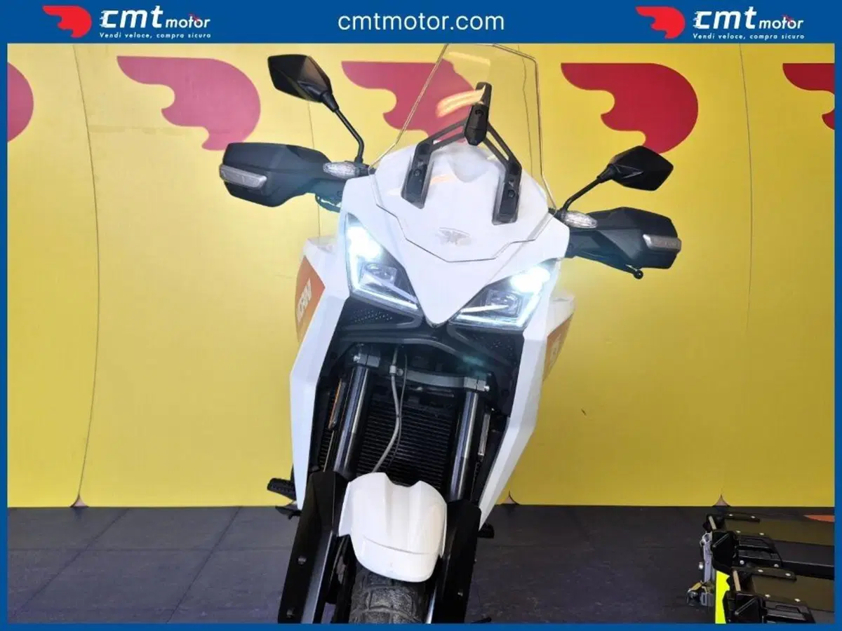 Moto Morini X-Cape 650 (2021 - 26) (6)
