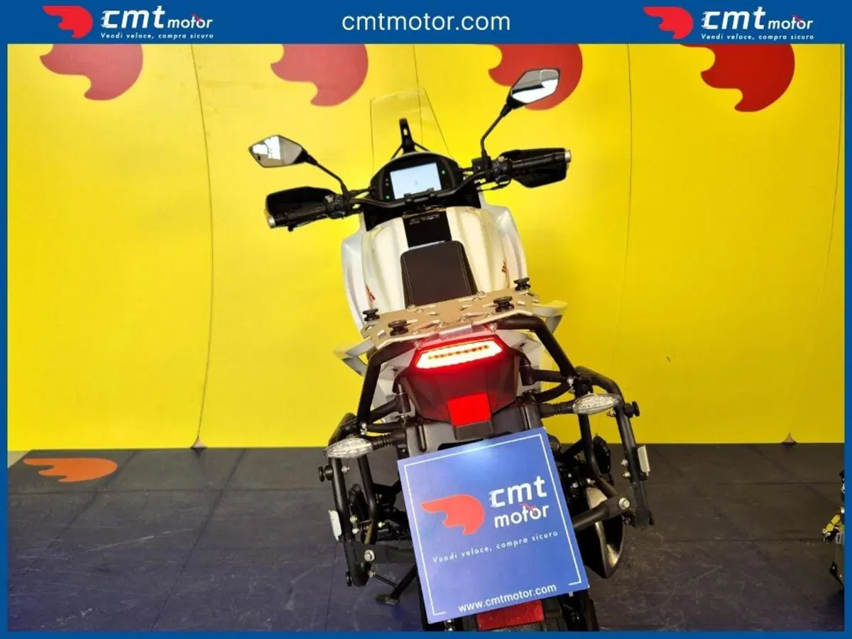 Moto Morini X-Cape 650 (2021 - 26) (9)