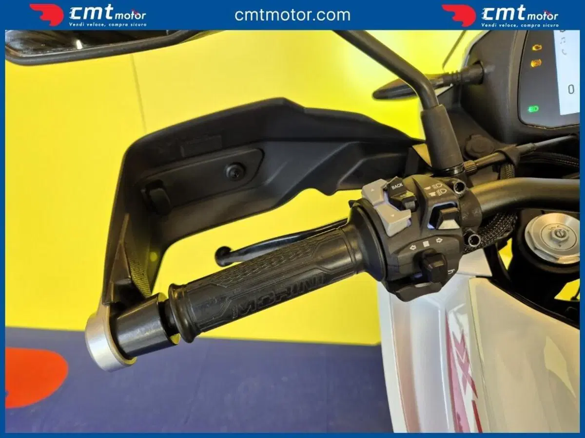 Moto Morini X-Cape 650 (2021 - 26) (11)