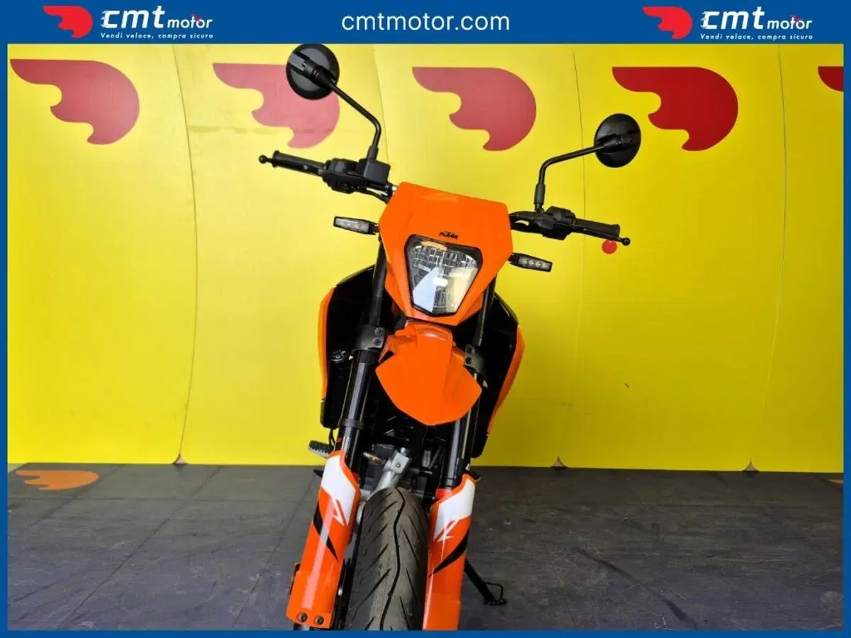 KTM 125 SMC R (2025 - 26) (6)
