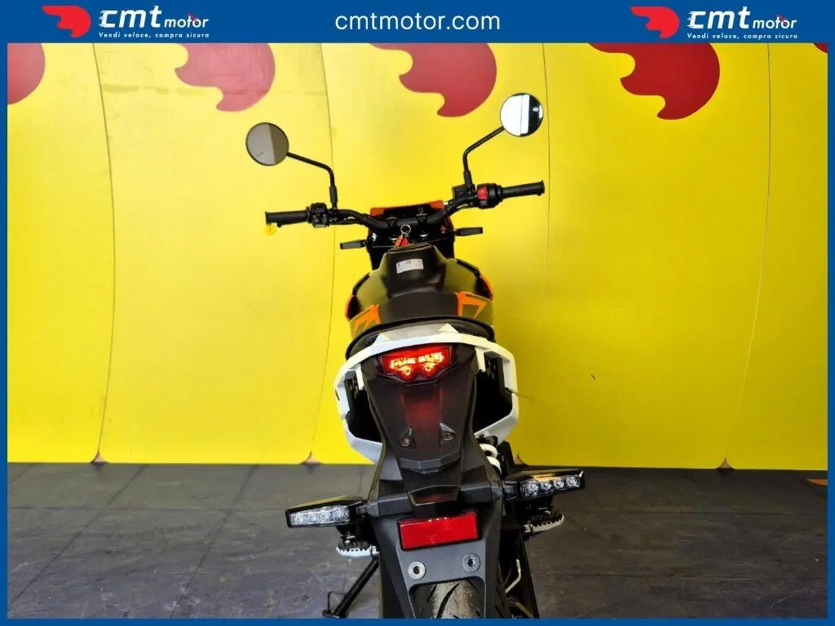 KTM 125 SMC R (2025 - 26) (10)