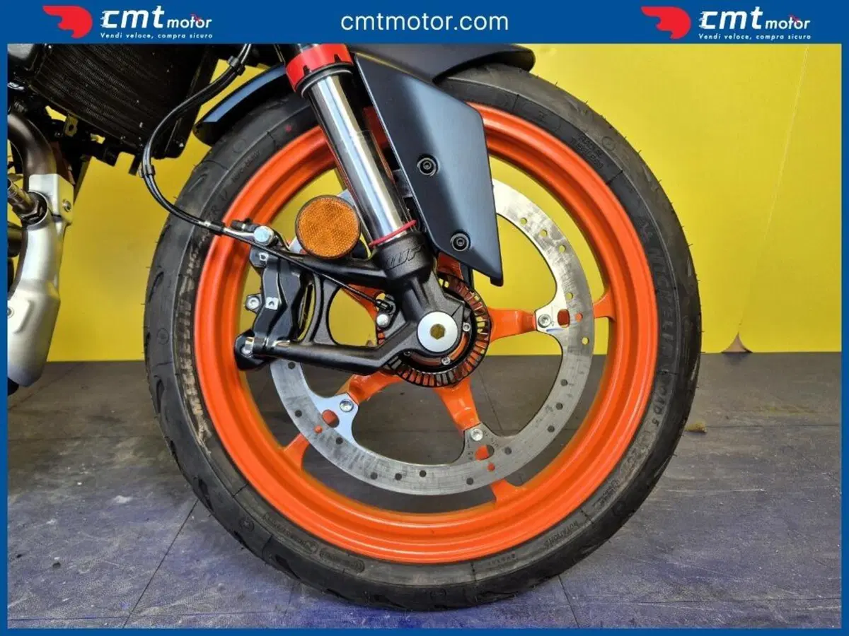 KTM 125 Duke (2024 - 25) (14)