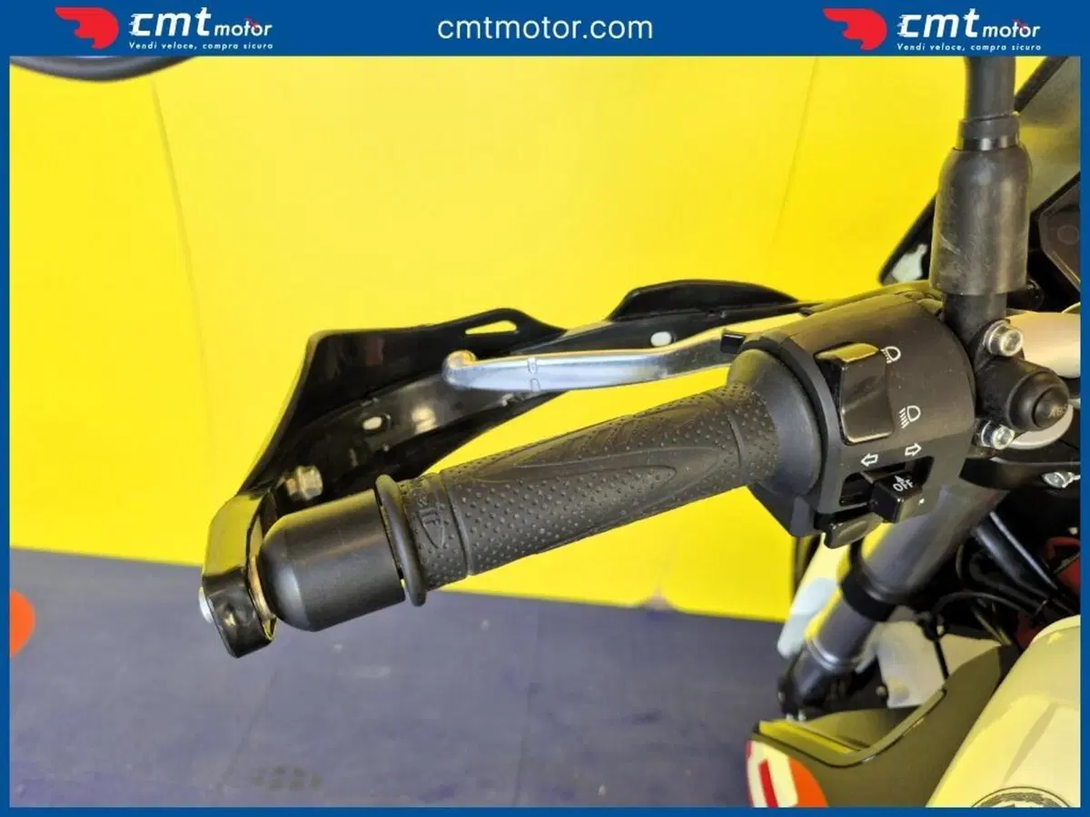 Benelli BN 302 S (2019 - 20) (12)