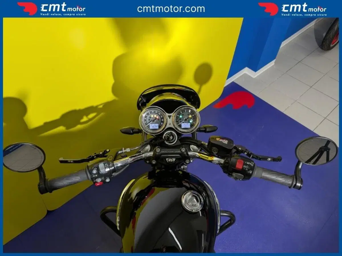 Triumph Bonneville T120 (2021 - 25) (8)