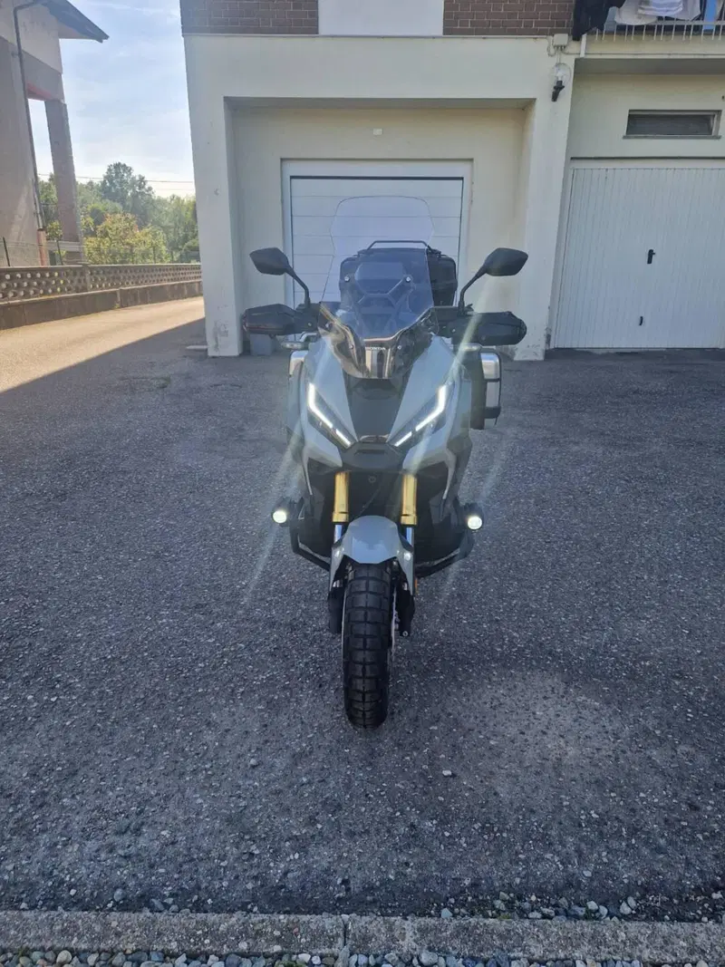 Honda X-ADV 750 DCT Travel (2021 - 24) (2)