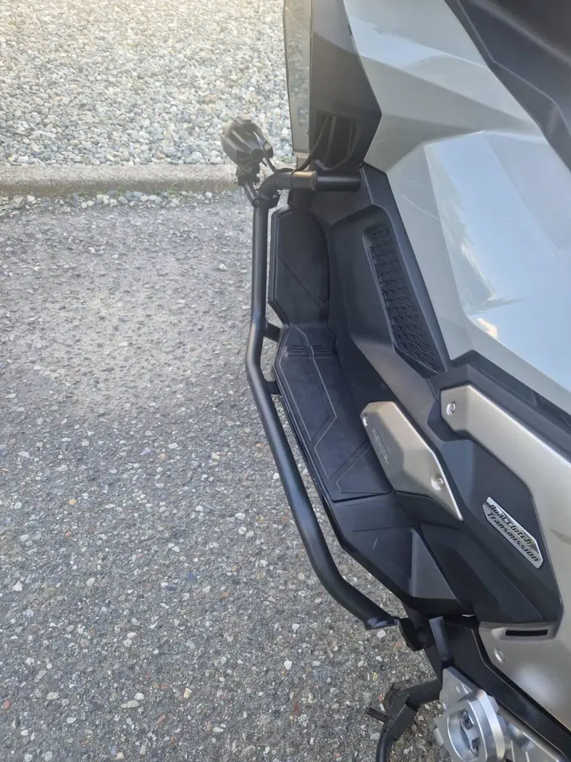 Honda X-ADV 750 DCT Travel (2021 - 24) (16)