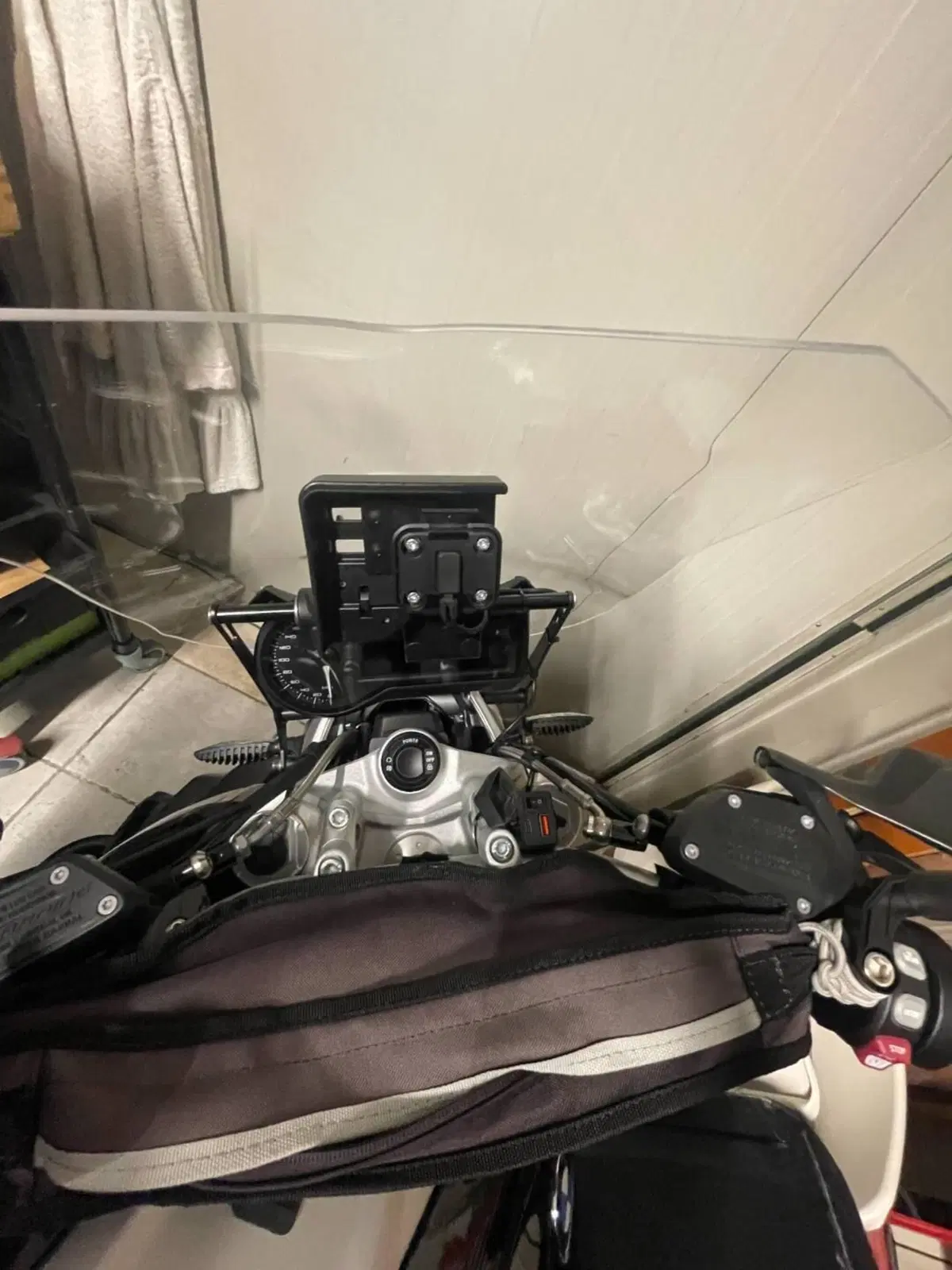 Bmw R 1200 R (2017 - 18) (3)