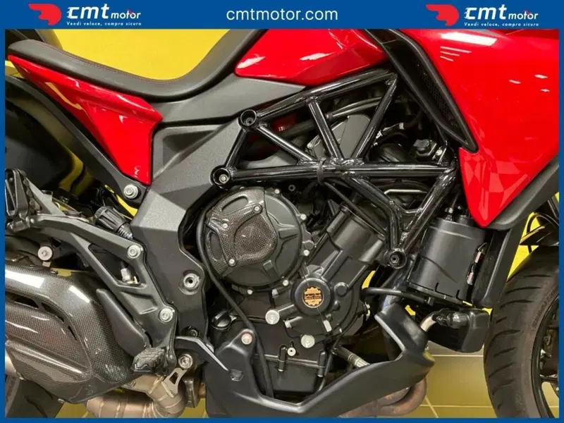 MV Agusta Turismo Veloce 800 Rosso (2021 - 23) (7)