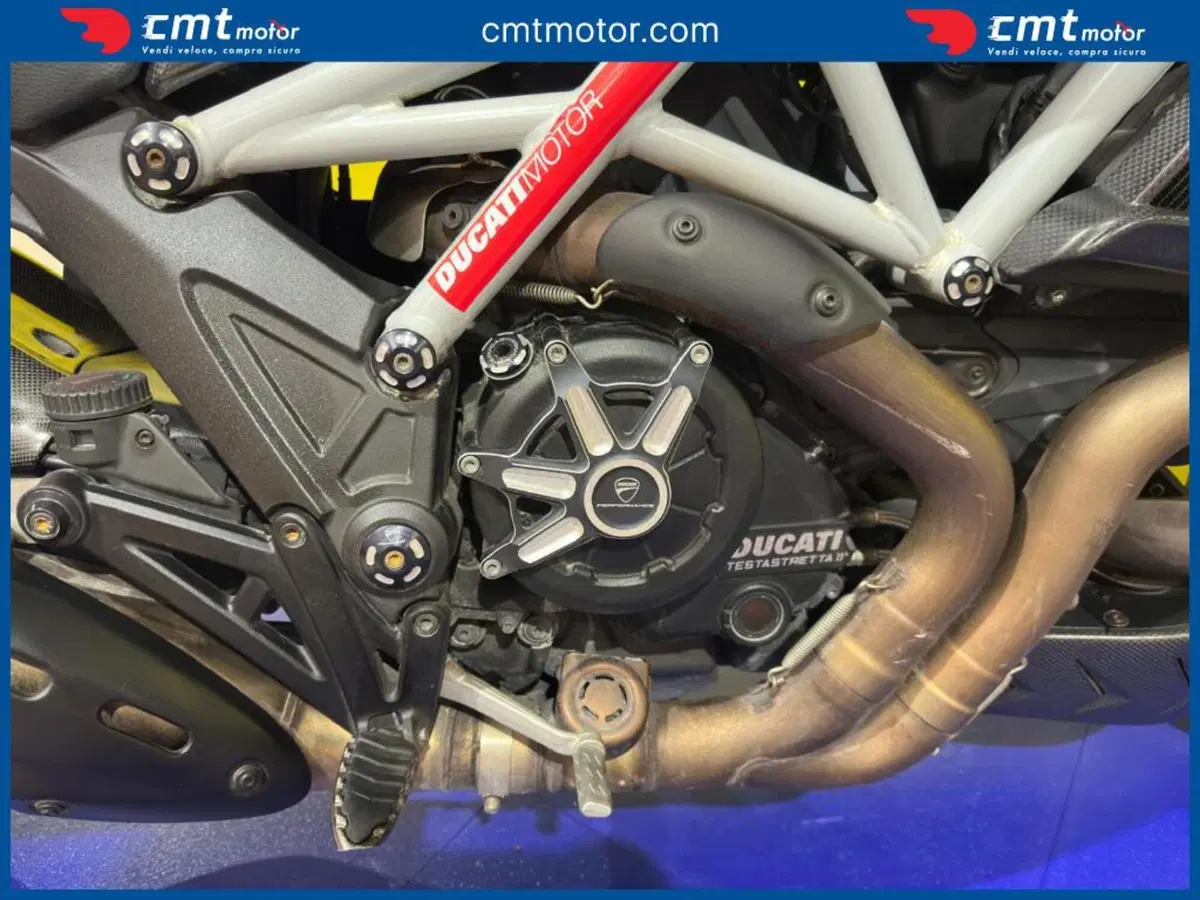 Ducati Diavel 1200 Carbon (2014 - 16) (7)