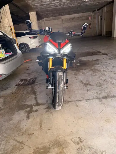 Triumph Speed Triple 1200 RS (2021 - 24) usata