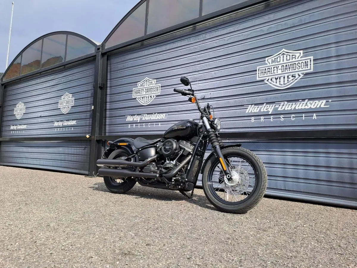 Harley-Davidson 107 Street Bob (2018 - 20) - FXBB (2)