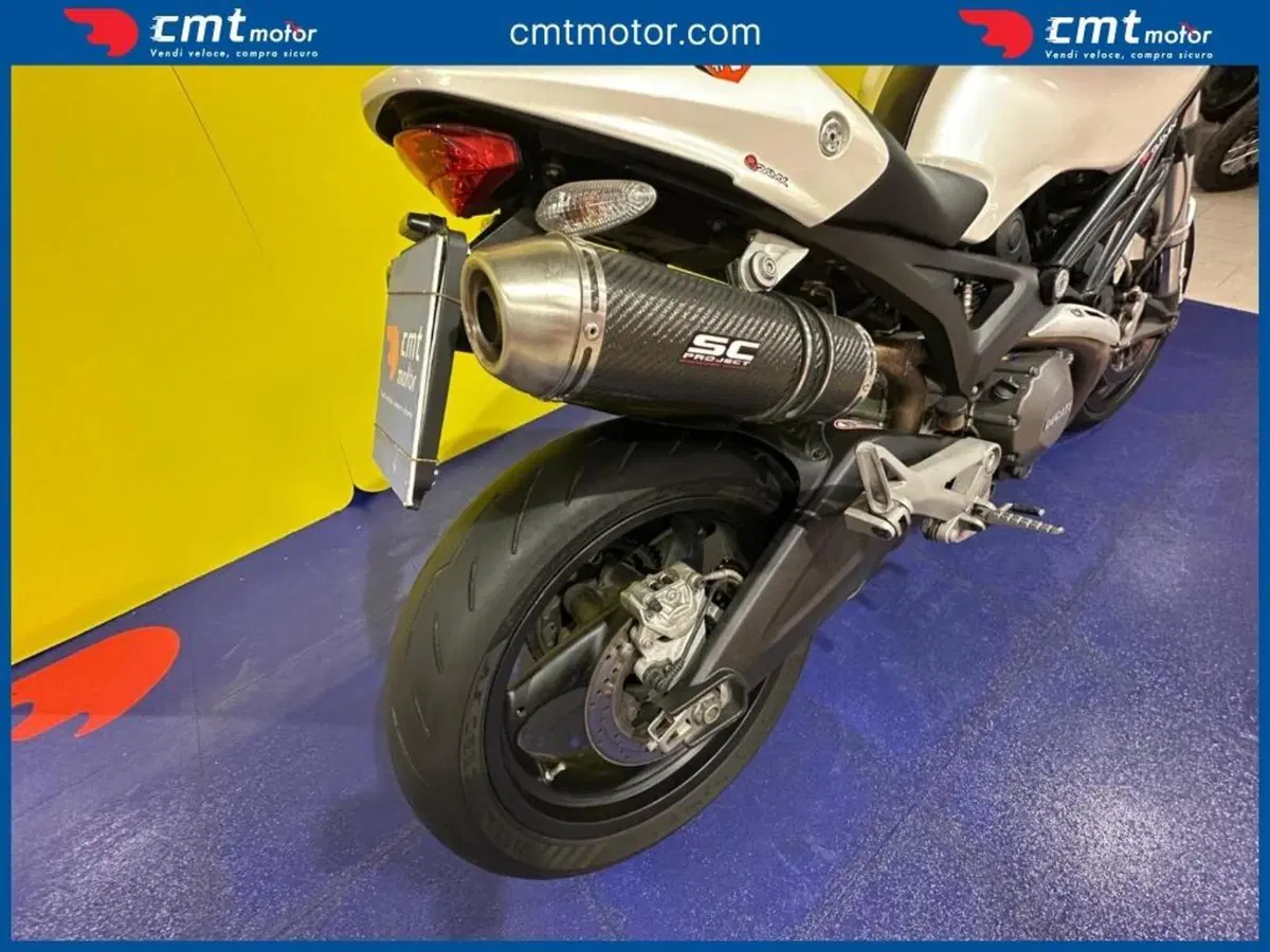 Ducati Monster 696 Plus (2007 - 14) (8)