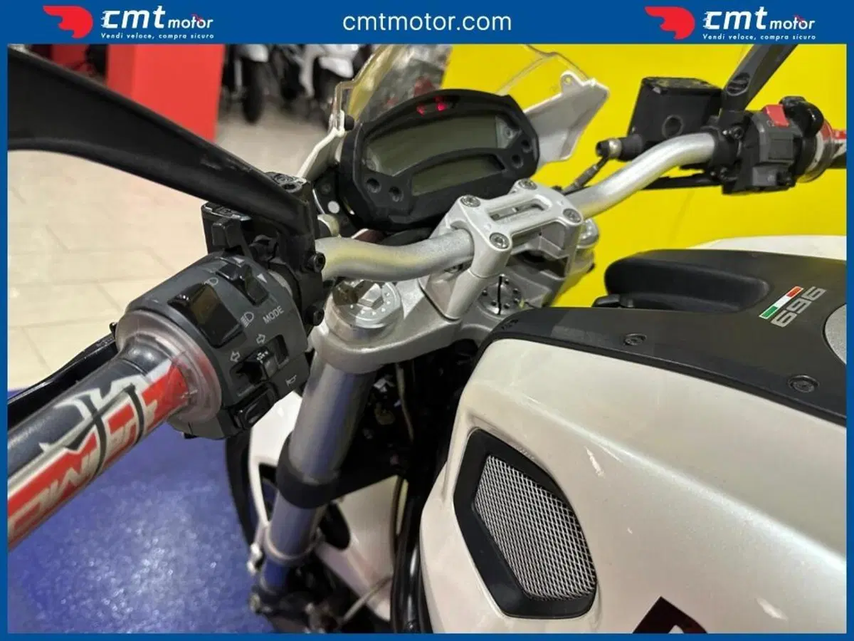Ducati Monster 696 Plus (2007 - 14) (14)