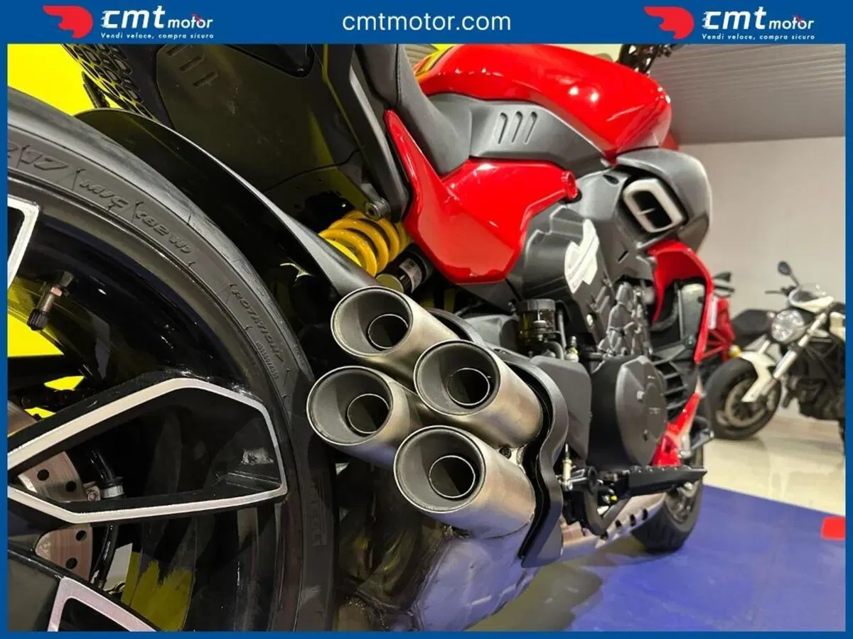 Ducati Diavel V4 (2023 - 26) (9)