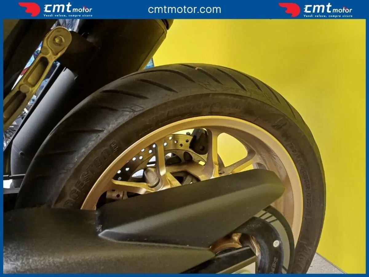 Yamaha T-Max 560 Tech Max (2022 - 24) (8)