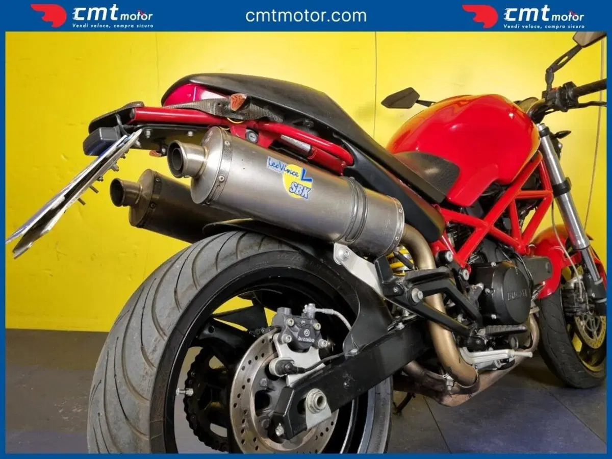 Ducati Monster 695 (2006 - 08) (9)