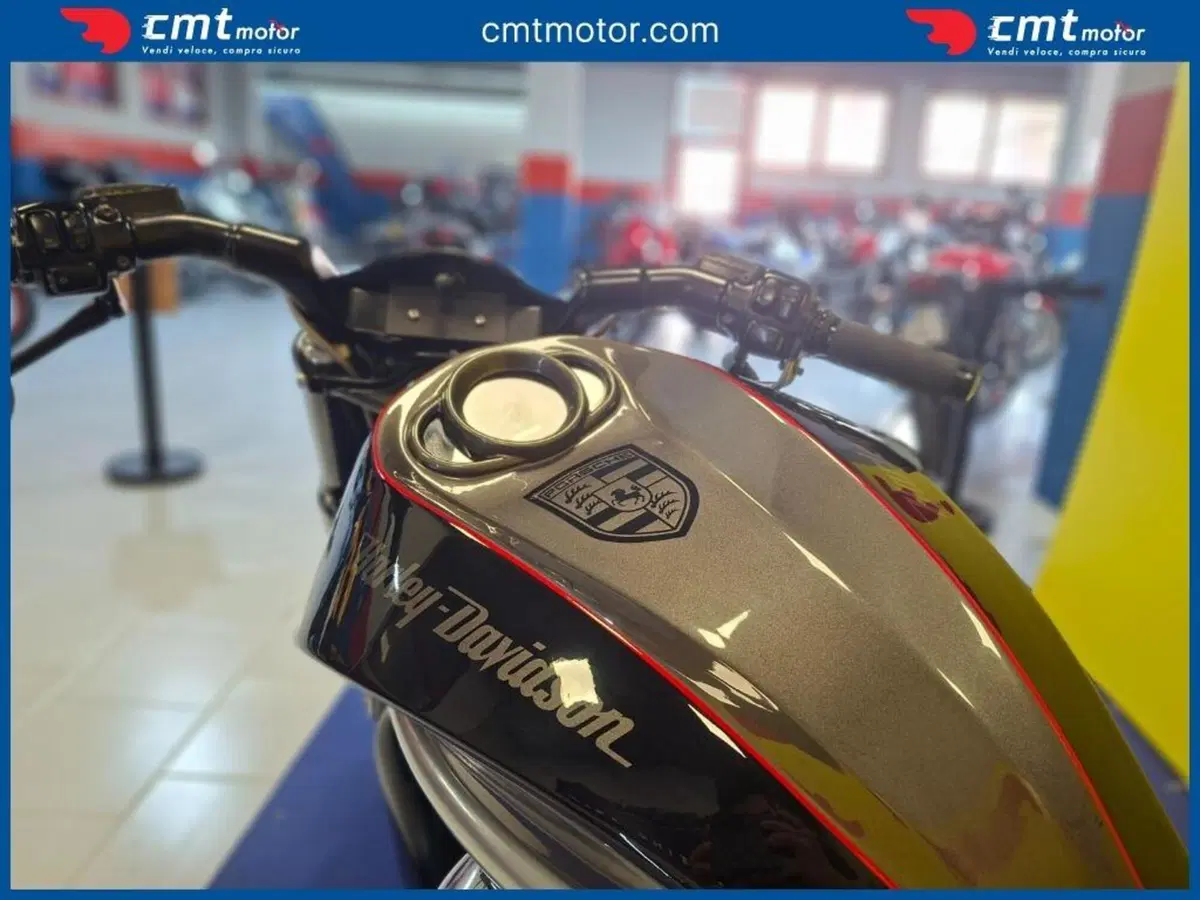 Harley-Davidson 1130 V-Rod (2006) - VRSCA (6)