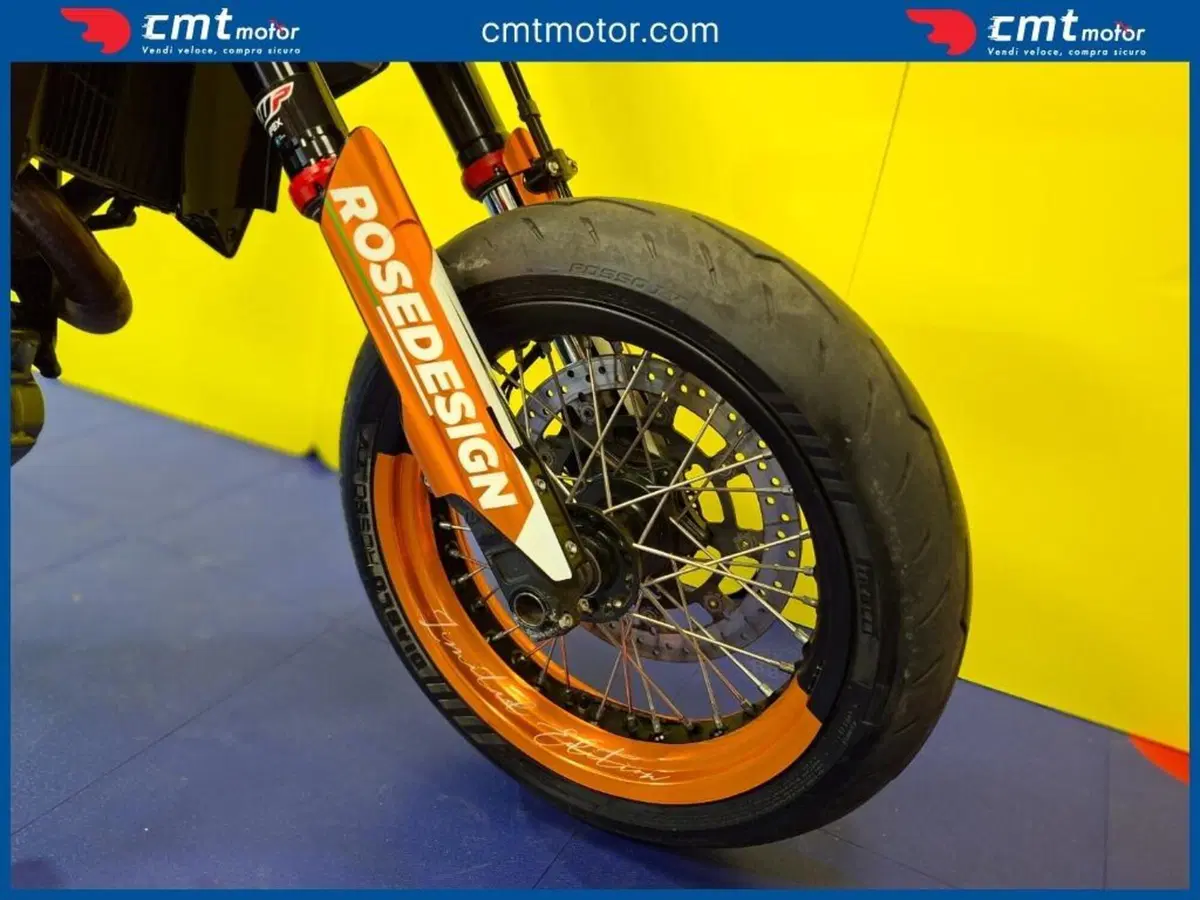 KTM 690 SMC R (2019 - 20) (7)
