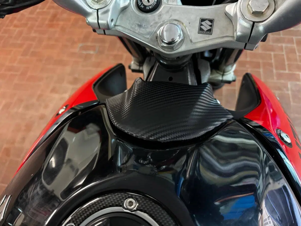 Suzuki Inazuma 250 (2012 - 17) (4)