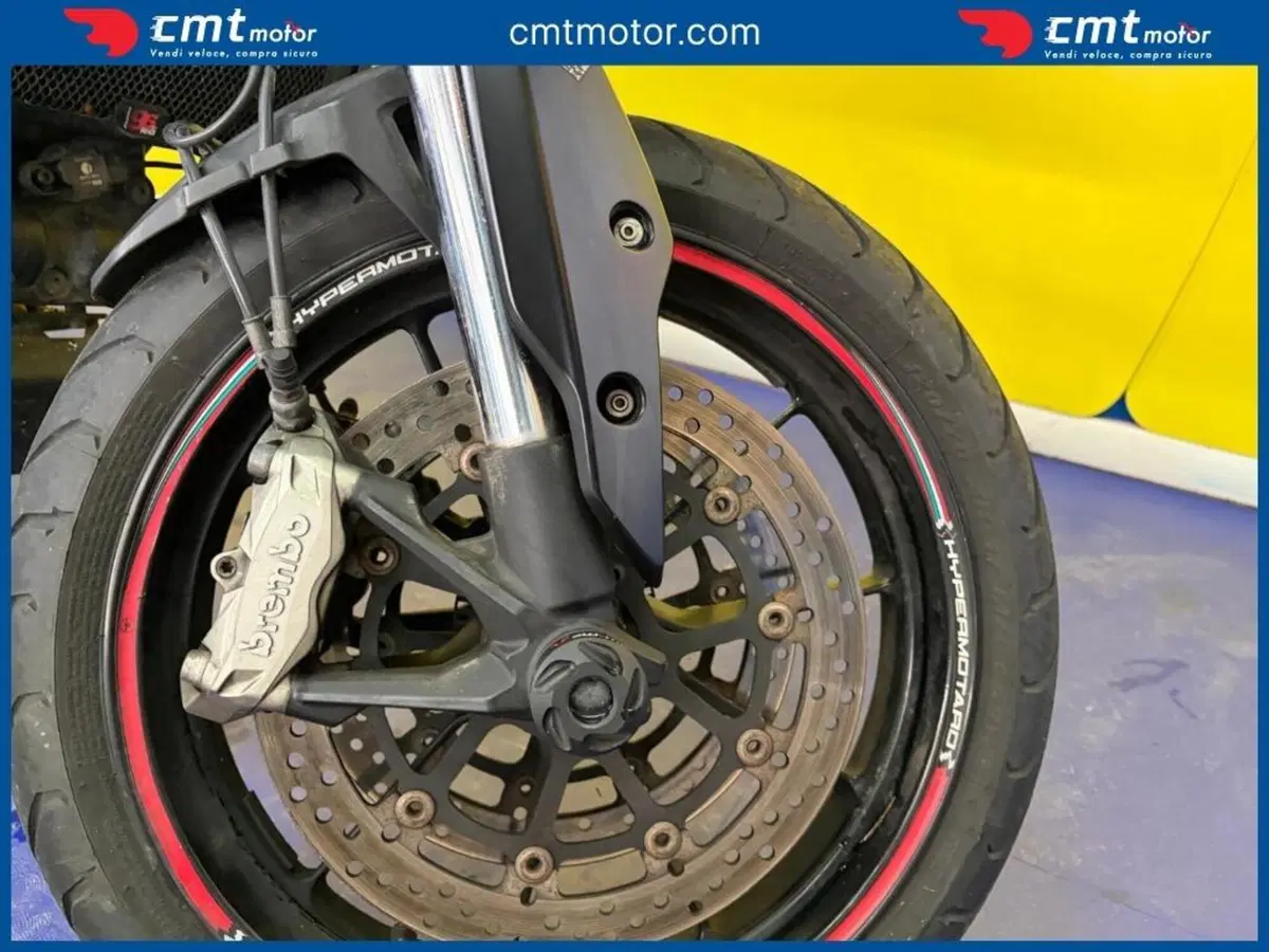 Ducati Hypermotard 821 (2013 - 15) (9)