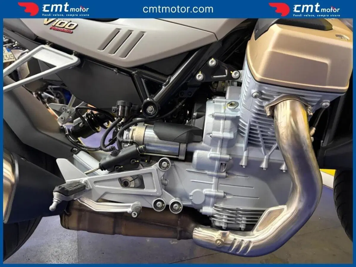 Moto Guzzi V100 Mandello Aviazione Navale (2023 - 24) (13)
