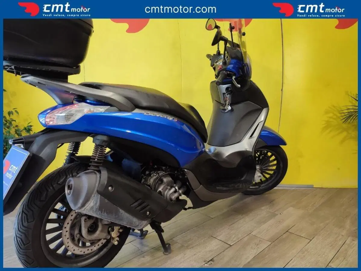 Piaggio Beverly 300 S i.e. ABS-ASR (2016 - 20) (8)