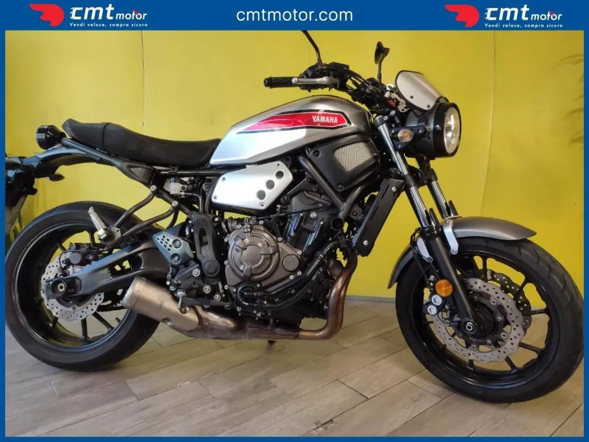 Yamaha XSR 700 ABS (2016 - 20) (6)