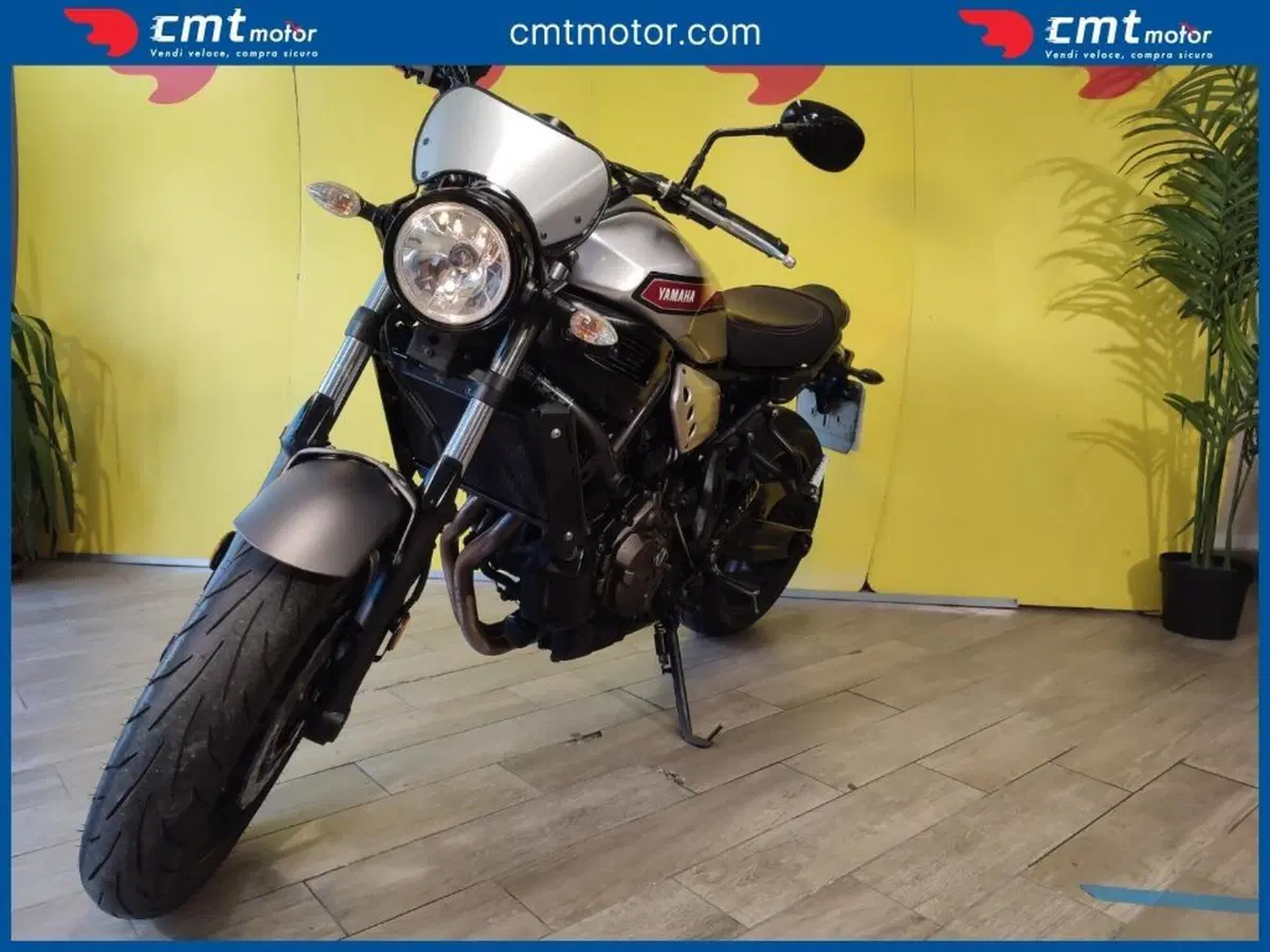 Yamaha XSR 700 ABS (2016 - 20) (7)