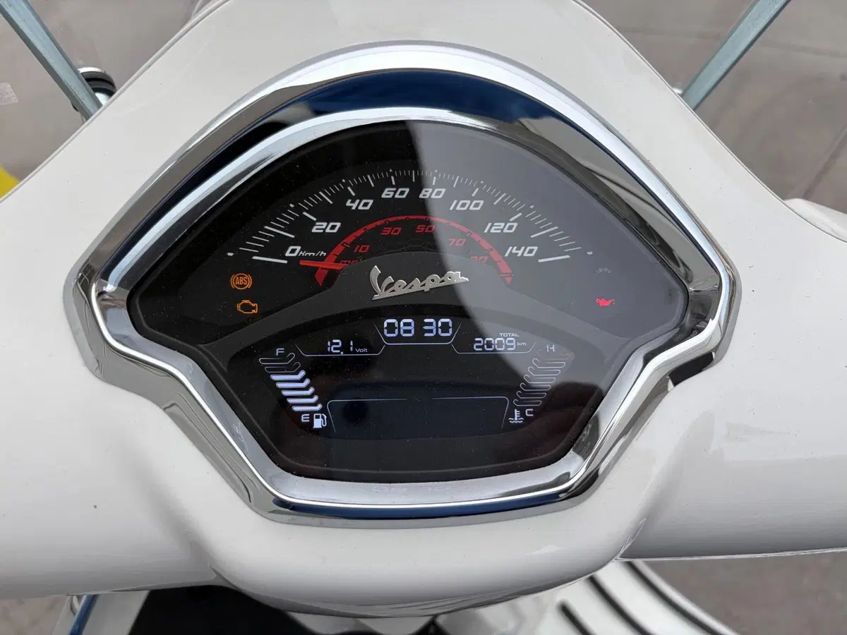 Vespa GTS 300 Super (2023 - 24) (5)