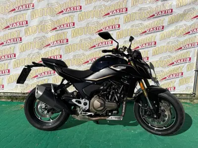 QJ Motor SRK 550 (2024 - 25) usata