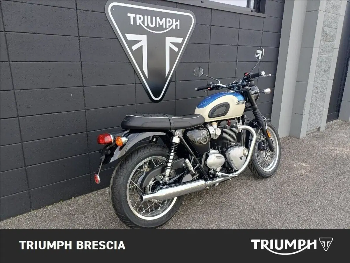 Triumph Bonneville T120 (2026) (3)