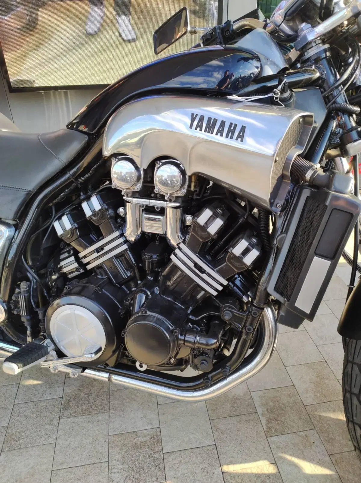 Yamaha V MAX 1200 (3)