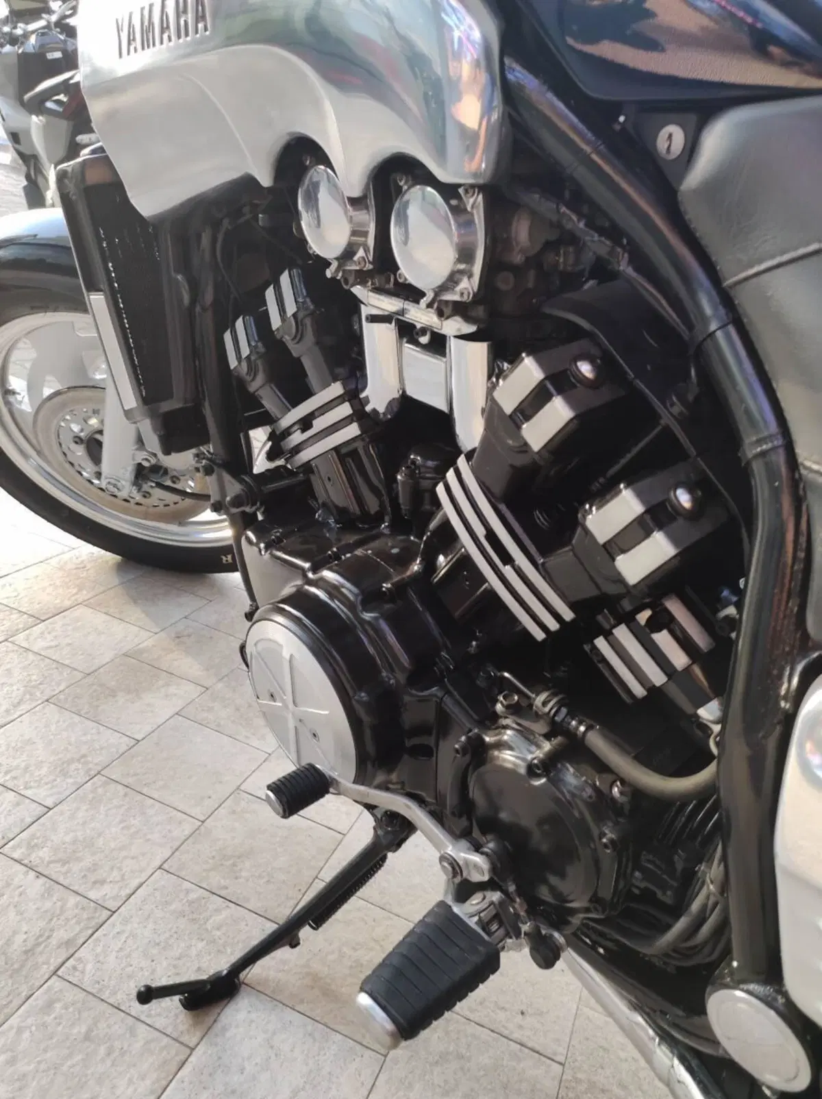 Yamaha V MAX 1200 (11)