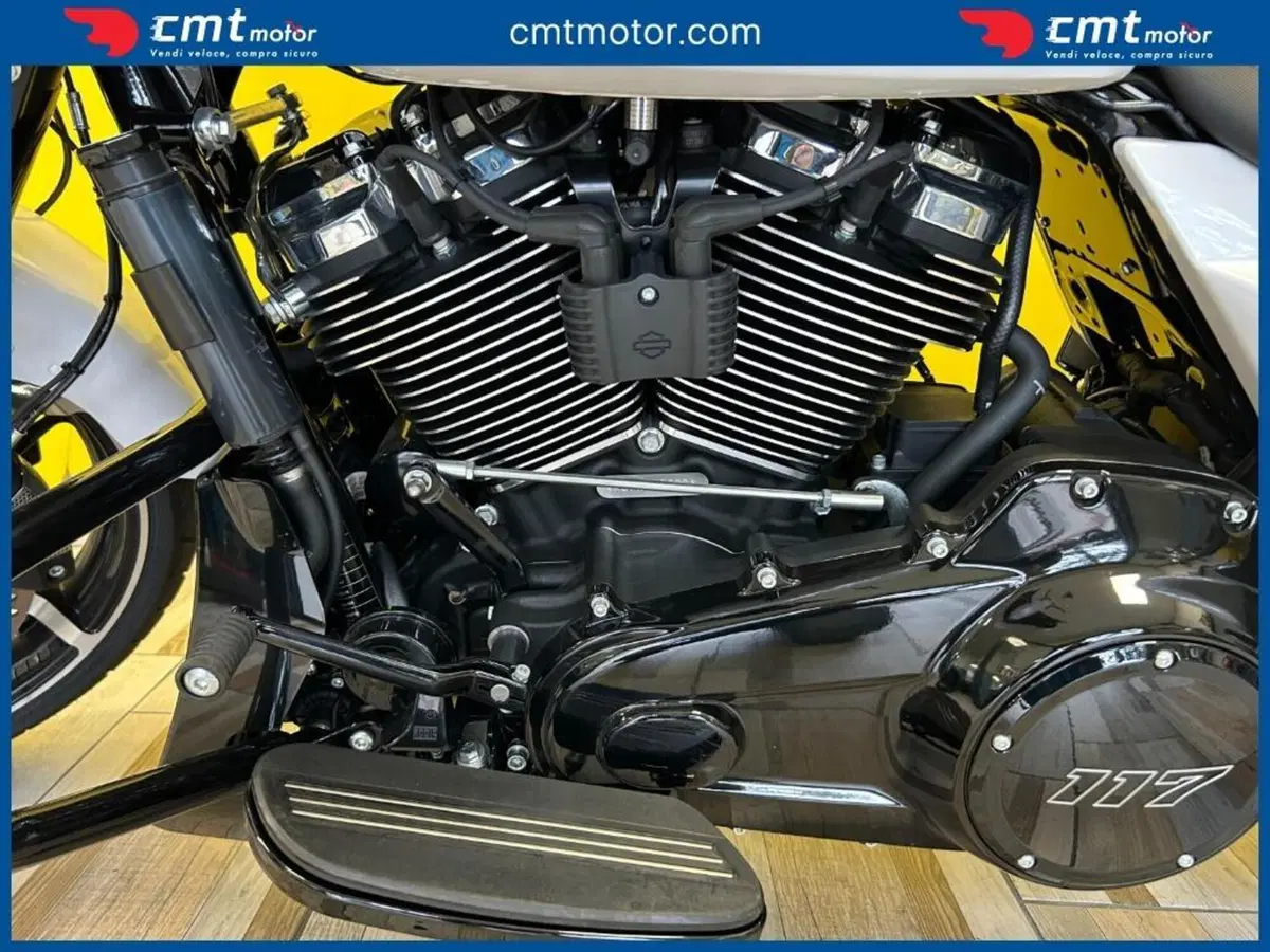 Harley-Davidson Street Glide (2024 - 26) (10)