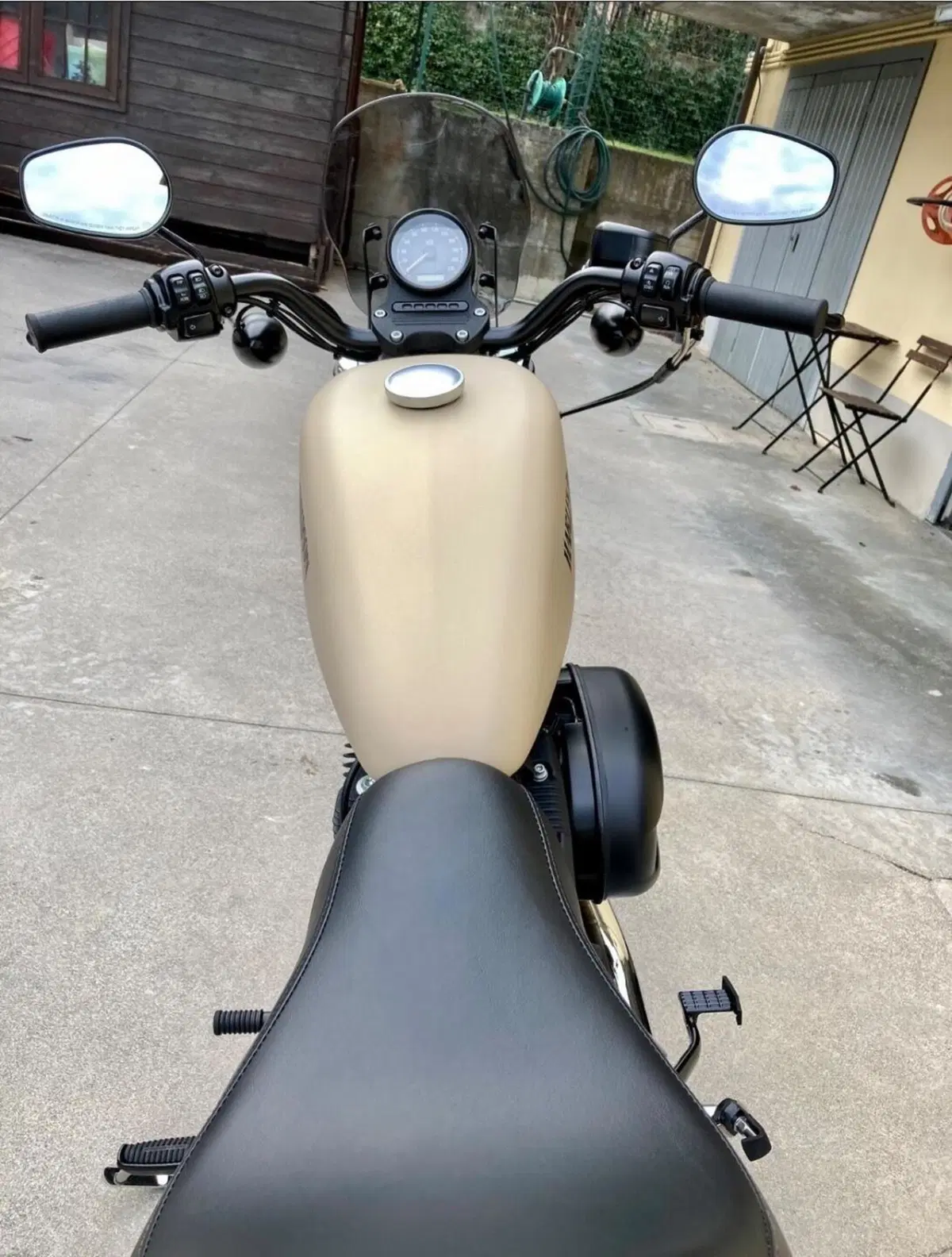 Harley-Davidson 883 Iron (2014 - 16) - XL 883N (3)