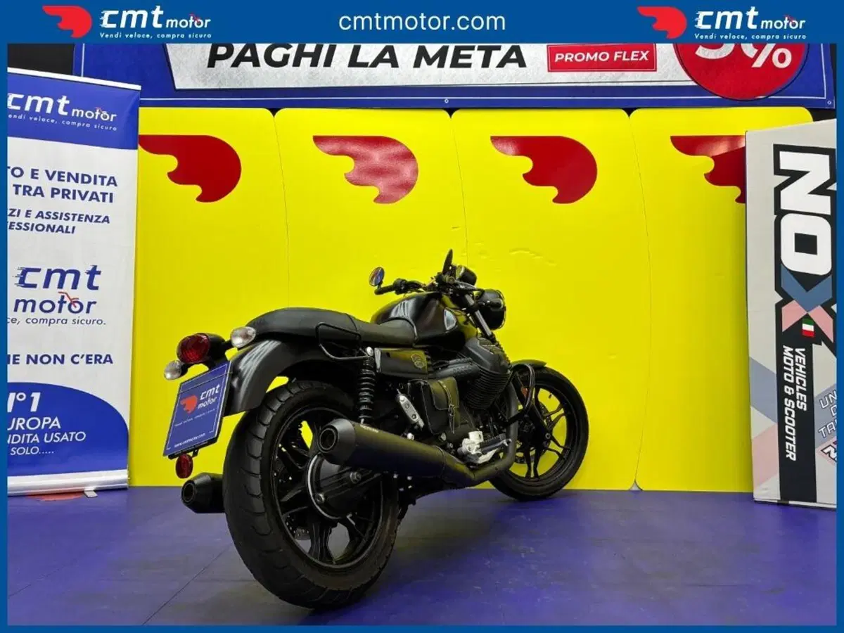 Moto Guzzi V7 III Stone Night Pack (2019 - 20) (7)