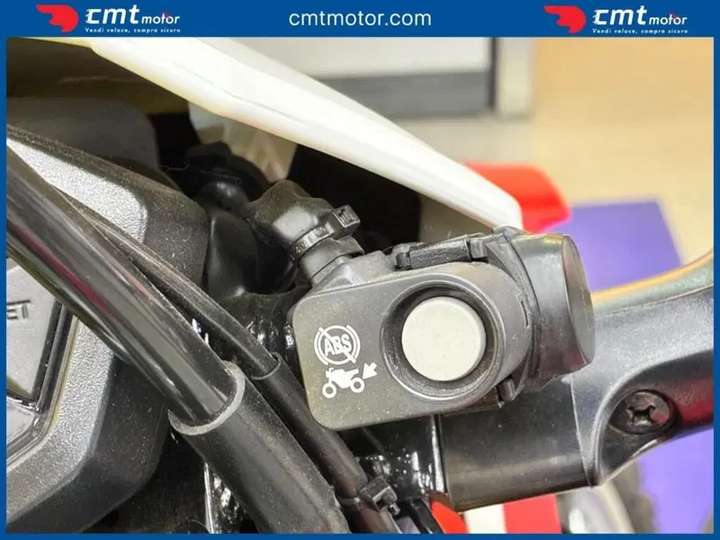 Honda CRF 250L (2017 - 20) (9)