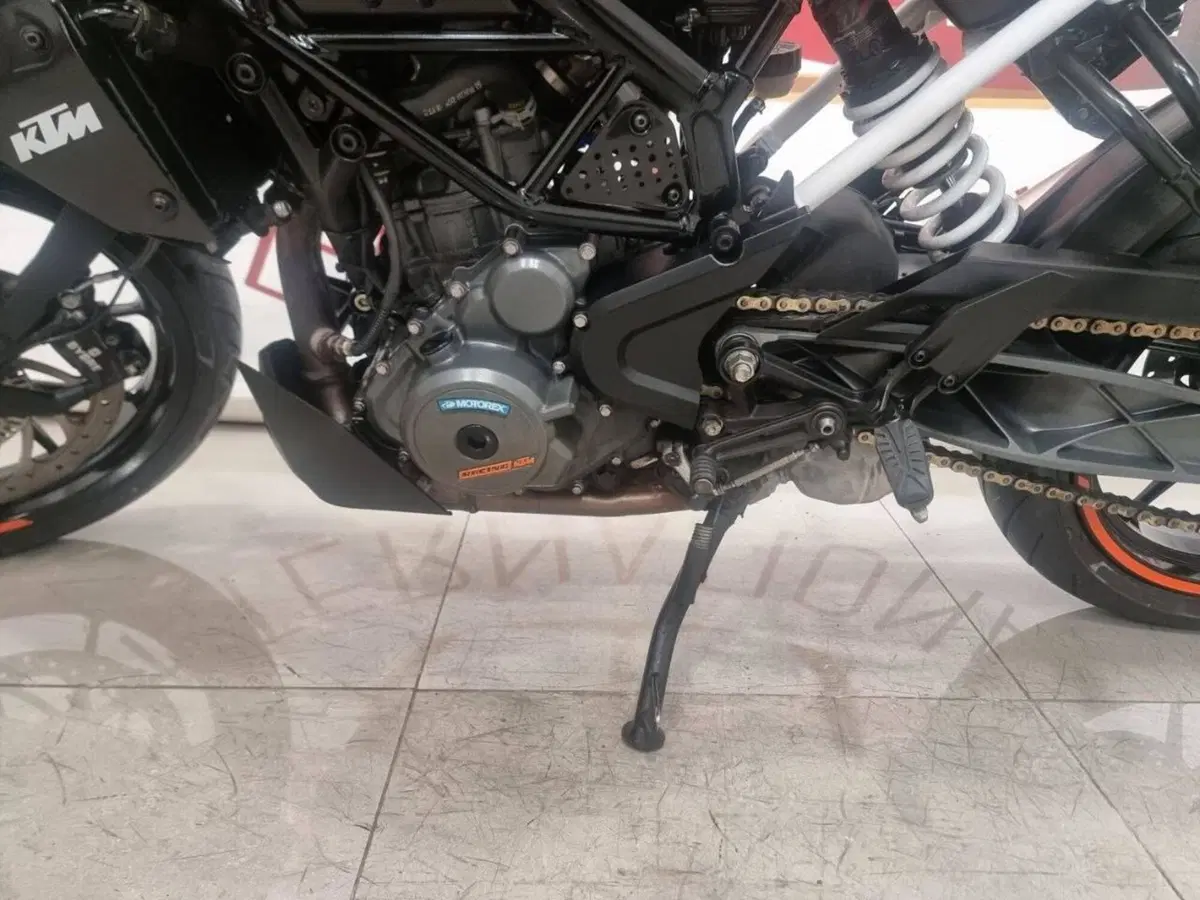 KTM 390 Duke (2021 - 23) (9)